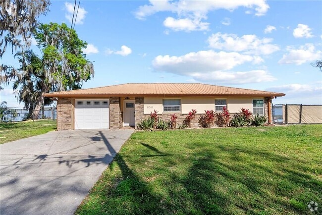Building Photo - 830 CR 457 Rental