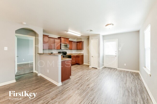 Photo - 10046 Meadow Mill Ln