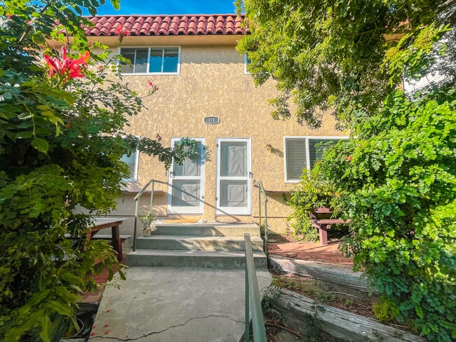 Building Photo - 311 W Palm Ave