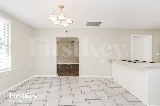 Photo - 7309 N Dartmouth Ave