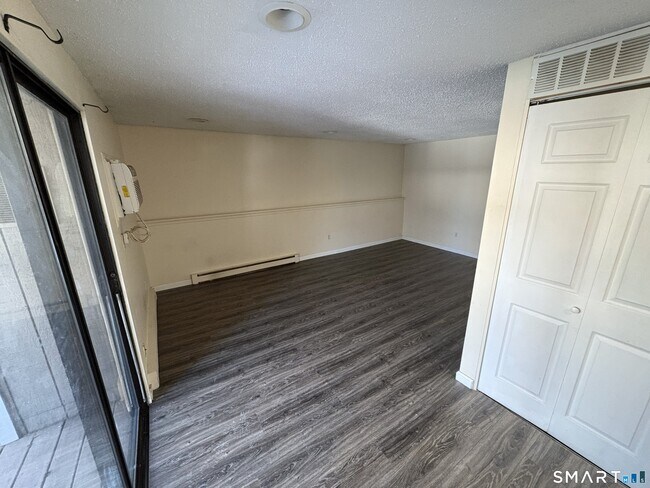 Photo - 20 Burgundy Hill Ln Unit 20