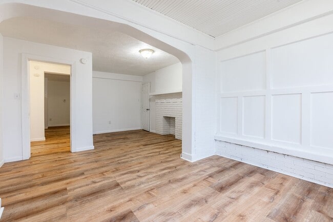 Photo - 425 Hays Ave Unit Apt 1 (Front)