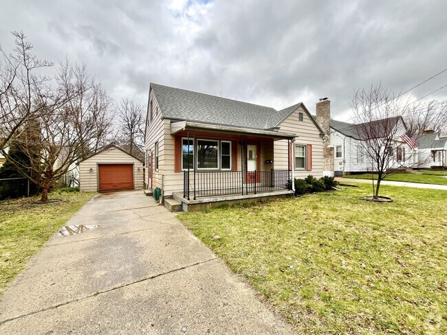 Building Photo - Three Bedroom Home in Northeast Grand Rapids