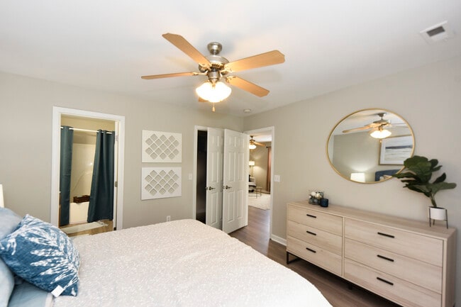 Photo - Residences at Devanshire