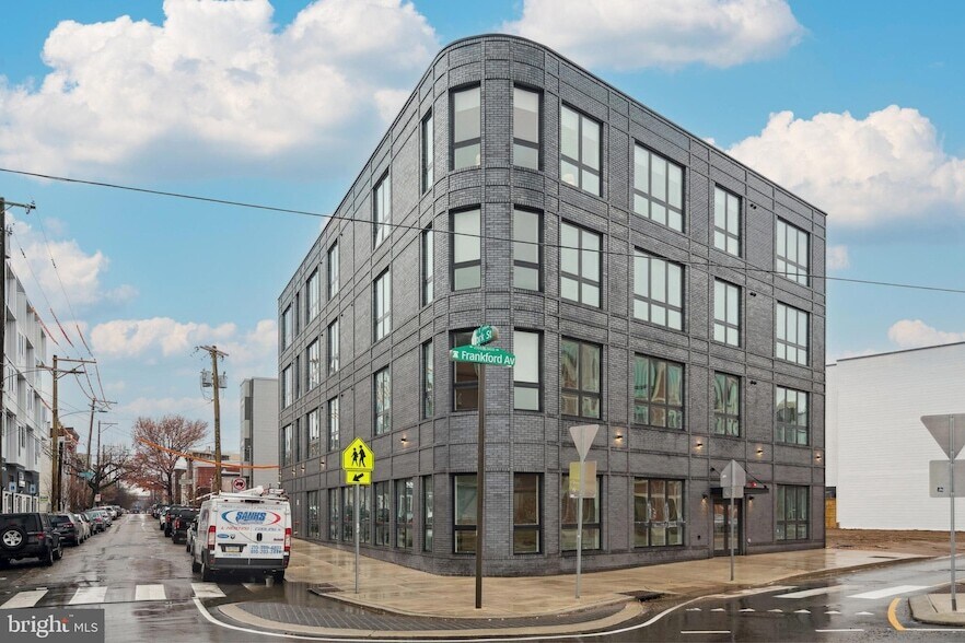 Photo - 2400 Frankford Ave