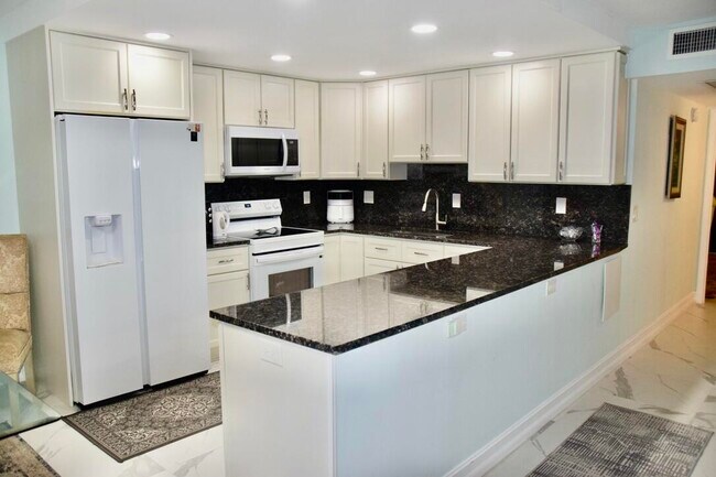 Photo - 364 Keswick C Unidad 364