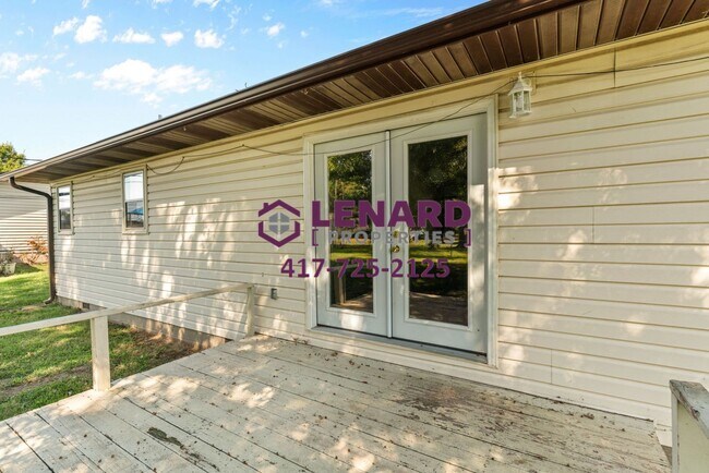 Photo - 2242 W Colgate St