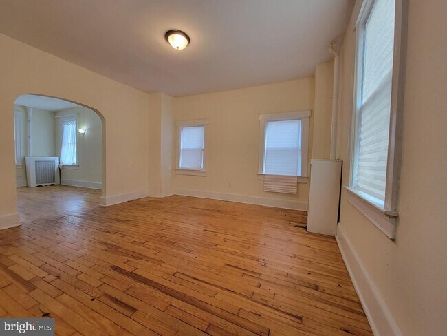 Photo - 27 Columbia Ave