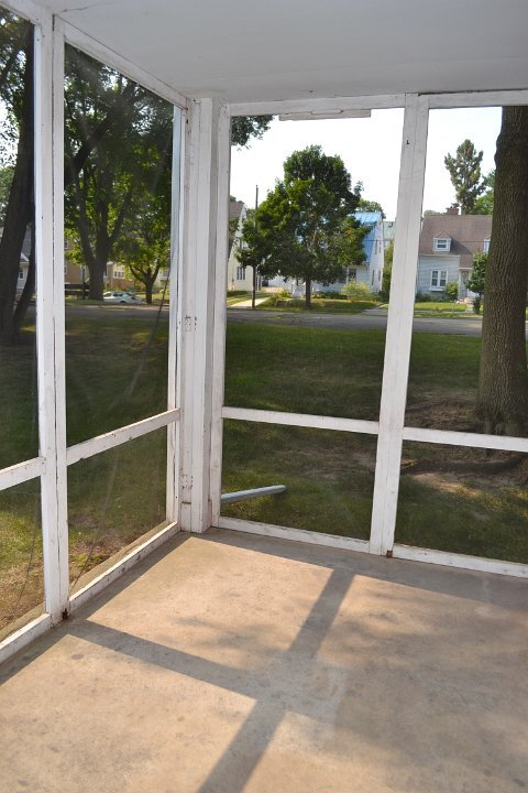 Photo - 2737 Lynn Ter