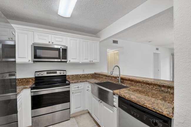Photo - 1681 Balfour Point Dr Unidad F
