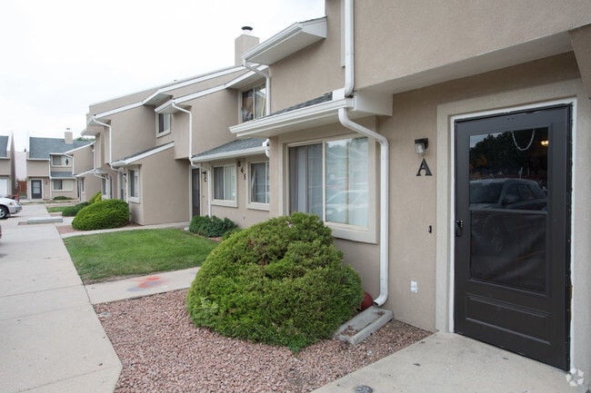 Photo - Yuma Court Townhomes