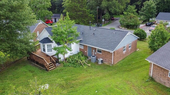 Photo - 315 E Lyon St