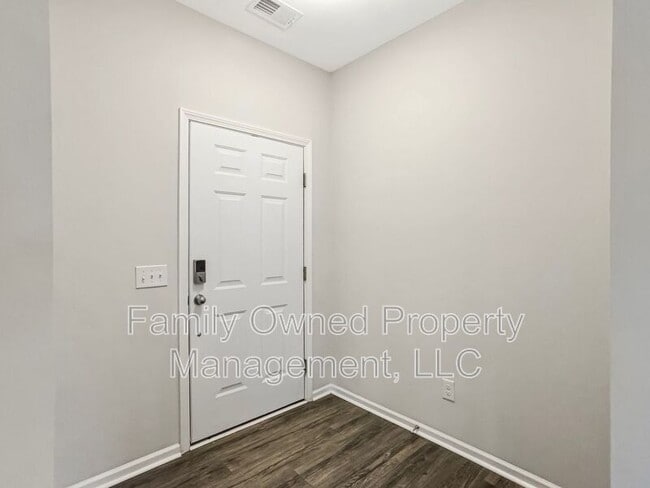 Photo - 242 Dunlin Dr