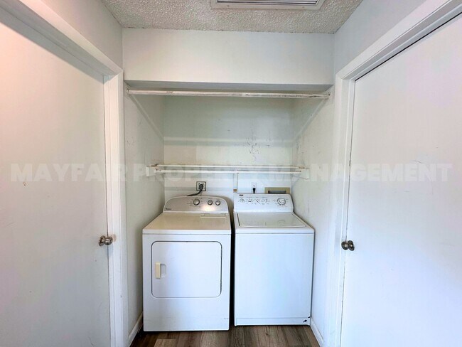Photo - 4523 Gulfstream Rd