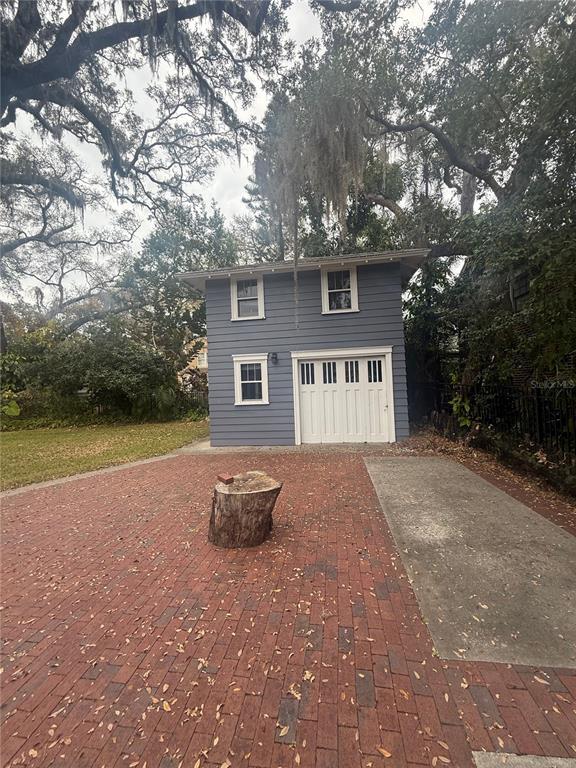 Photo - 418 Jasmine Way