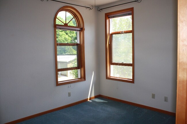 Photo - 118 E Ash St Unit Apt B