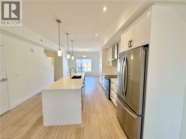Photo - 13 Lily Ln