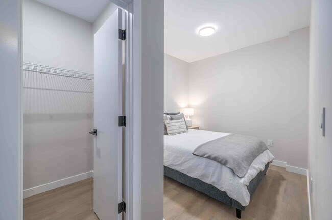 Photo - 333 Wardlaw Avenue