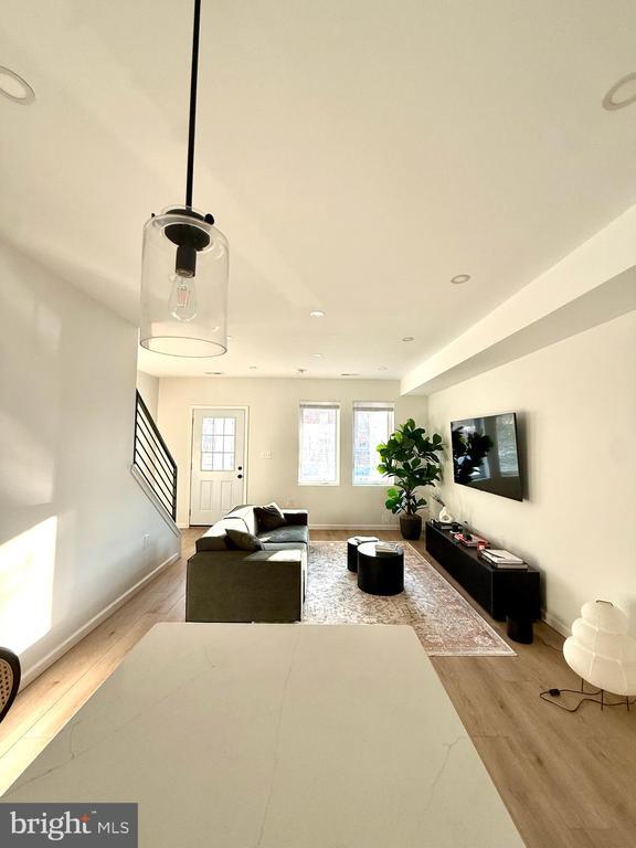 Photo - 5326 9th St NW