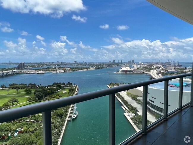 Building Photo - 888 Biscayne Blvd Unit 2611 Rental