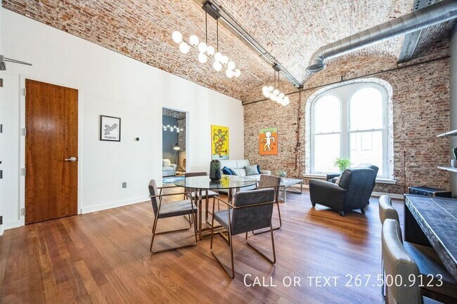 Photo - 105 S 12th St Unidad 402