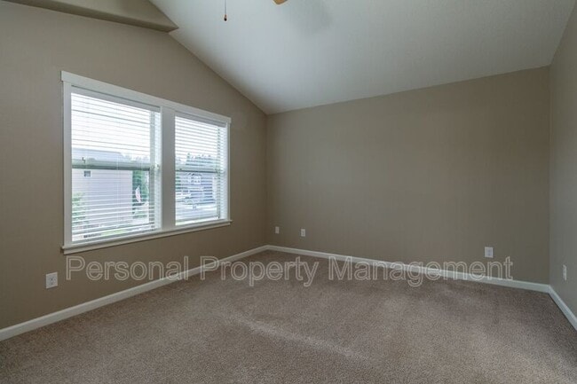 Photo - 13018 NE 28th Way