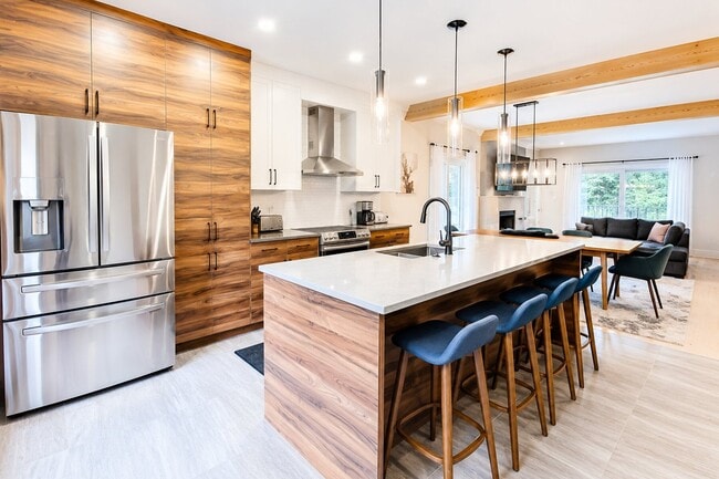Photo - 585 Rue Charlie-Forbell