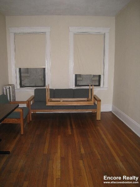 Photo - 56 Queensberry St Unit 16