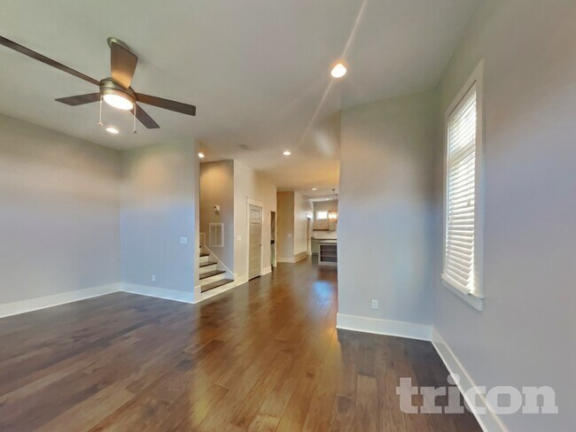 Photo - 1208 Hillwood Private Cove