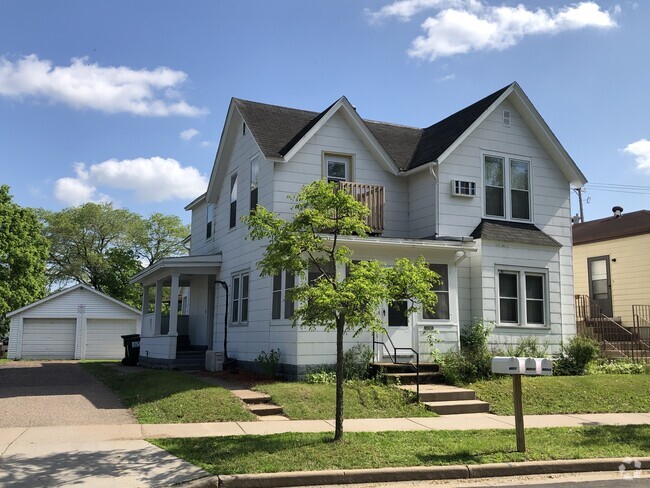 Building Photo - 807 E Grand Ave Unit 3 Rental