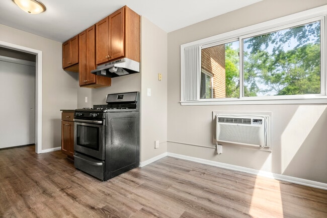 Photo - The Avenue 401