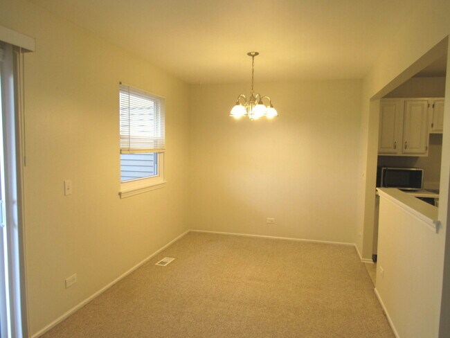 Photo - 2790 Glasgow Ct Unit X1