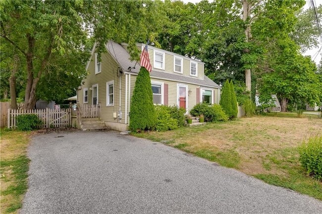 15 Spencer Dr