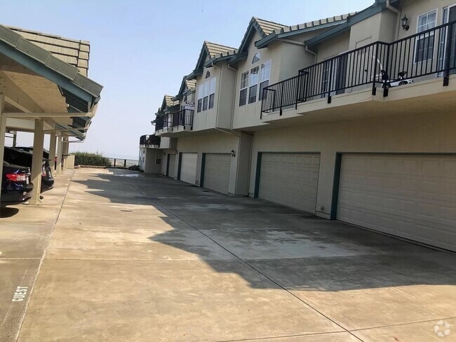 Building Photo - 260 Channing Way Unit 8 Rental