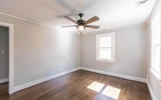 Photo - 803 Mansfield Ave