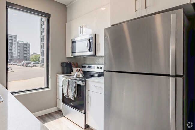 1BR, 1BA - Model Suite