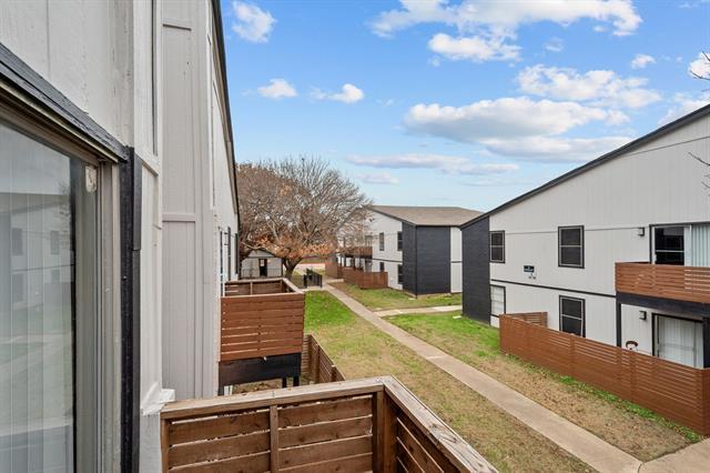 Photo - 1300 E Dallas St Unidad 002