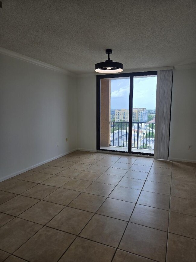 Building Photo - 651 Okeechobee Blvd Unit Penthouse 1106 11th Floor