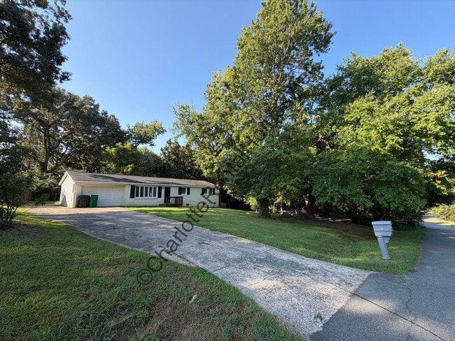 Photo - 2116 Tarlton Dr
