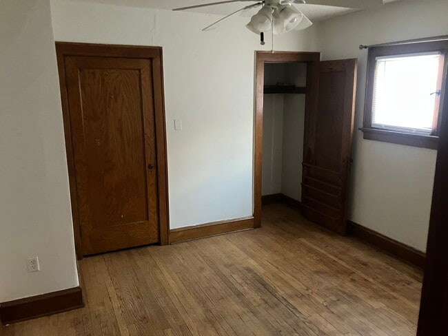 Photo - 1310 N Hawley Rd