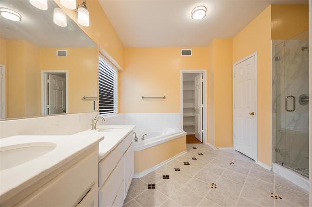 Photo - 4621 Gardenia Way