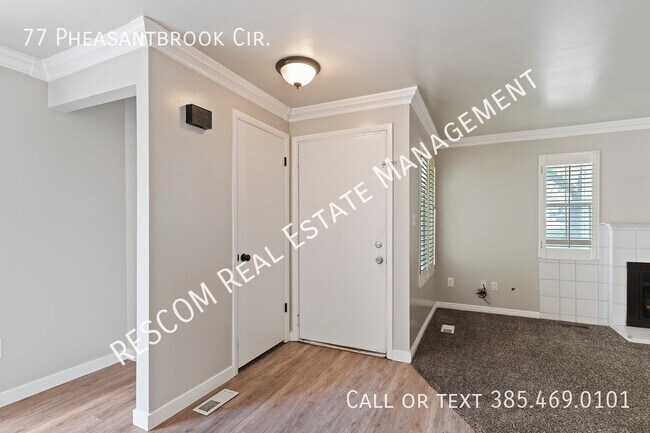 Photo - 77 Pheasantbrook Cir