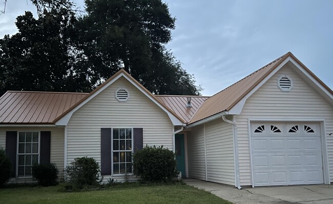 Photo - 162 Meadowbrook Ct