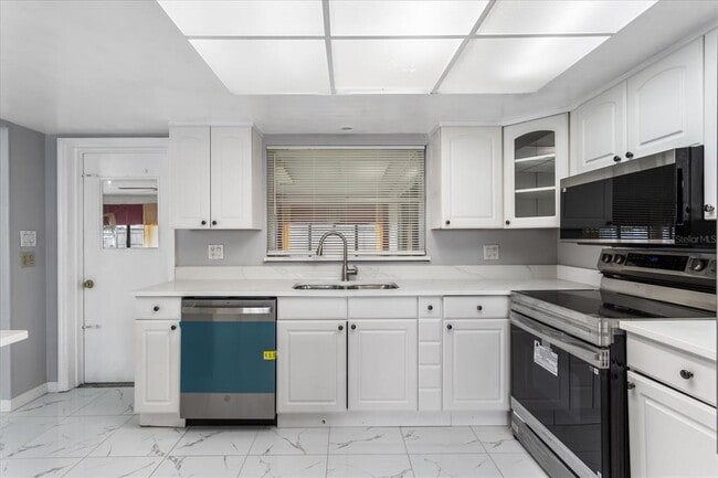 Photo - 8609 Sunny Hollow Ln