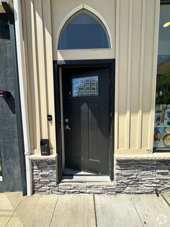 Building Photo - 59 Passaic St Unit 2R Rental