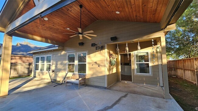 Photo - 9407 Herons Grove Ln