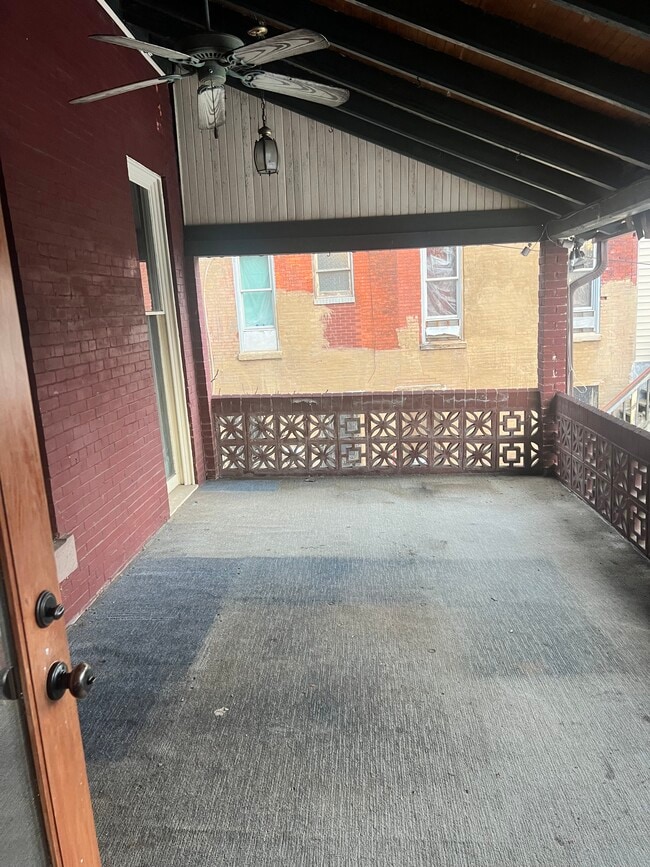 Photo - 1536 Mineral Spring Rd Unidad 2