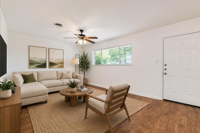 Photo - 1417 Braes Ridge Dr Unit B