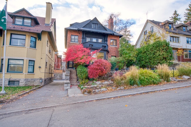 Photo - 8 Range Rd Unit 1