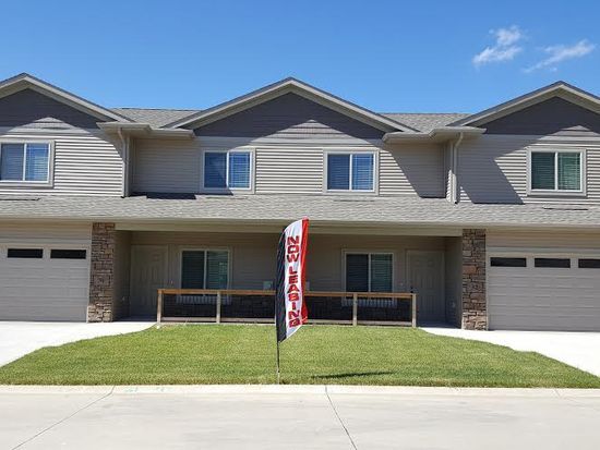 Building Photo - 35 Jaro Wy